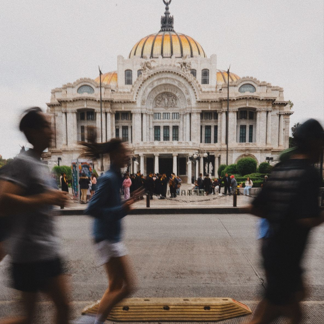 Maratón de la Ciudad de México 2026: ruta para corredores, acompañantes y viajeros